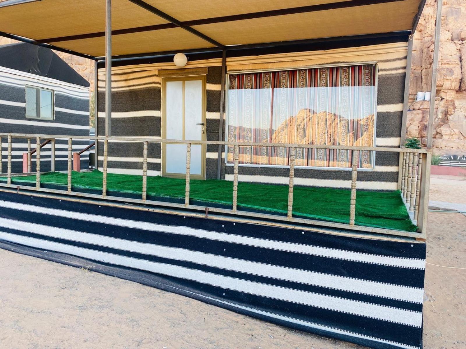 Moon Night Camp Hotel Wadi Rum Exterior foto