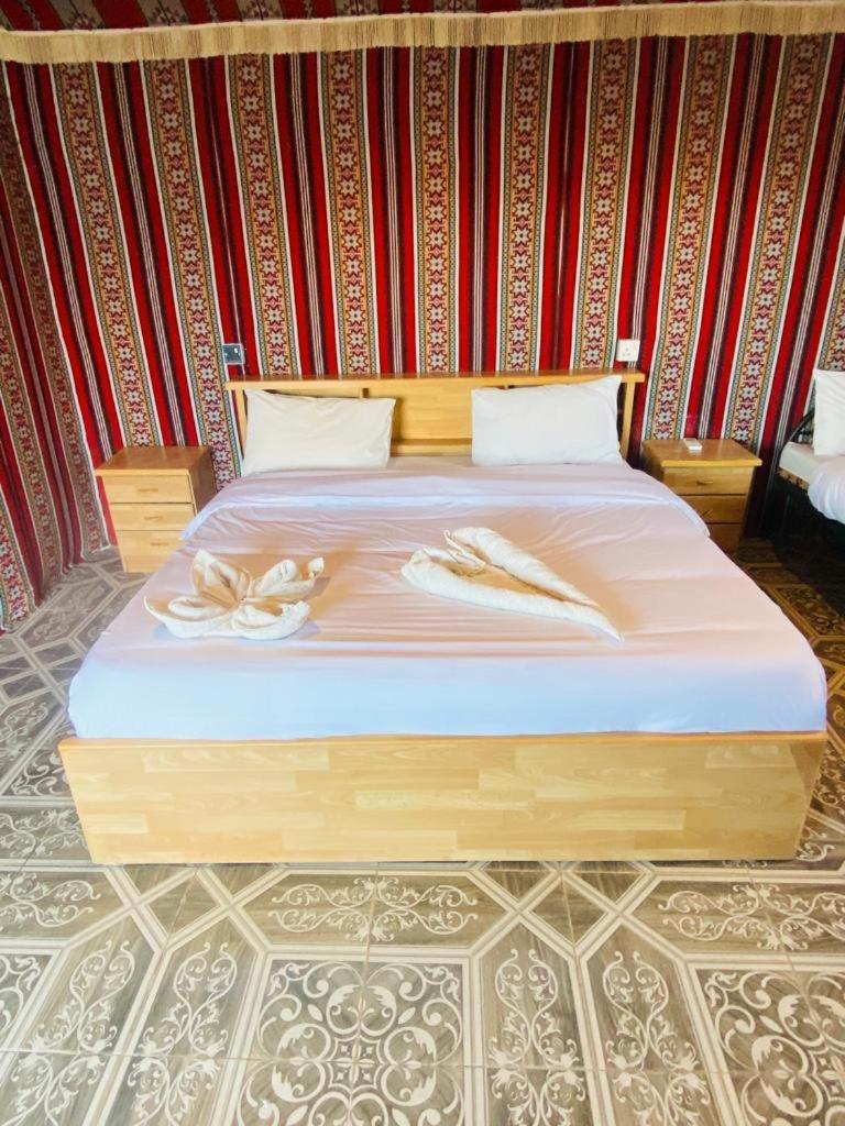 Moon Night Camp Hotel Wadi Rum Exterior foto